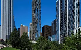 Radisson Blu Aqua Hotel, Chicago